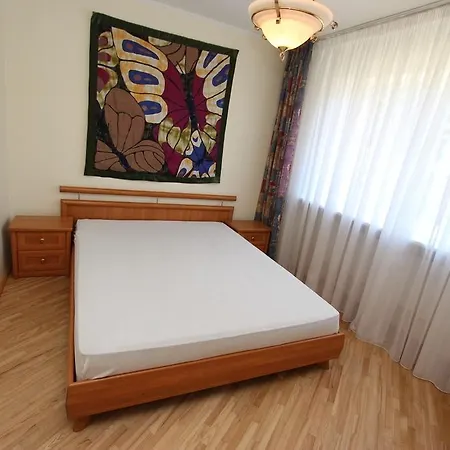 Riviera דירה